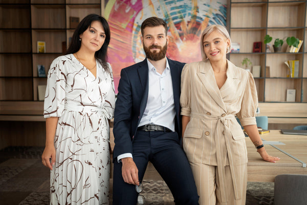 The Rise of Straight Silhouettes in Contemporary Fashion